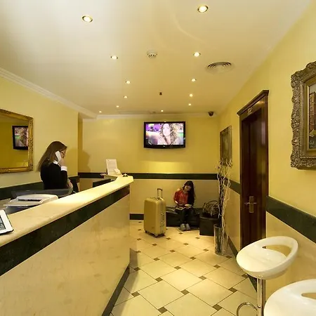 Esposizione Szálloda 3*